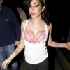 Amy Winehouse ismét túlzásba esett