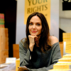Angelina Jolie megható új tetkót villantott