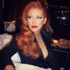 Christina Aguilera vörös lett