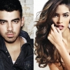Costa ricai modellnek csapja a szelet Joe Jonas