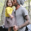 David Beckham kislánya védelmére kelt 