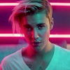 Eddigi legviccesebb színpadi esését produkálta Justin Bieber