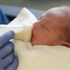 Életben maradt a vécén lehúzott újszülött - videó