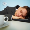 Ennél kényelmesebben még nem aludtál a munkában!