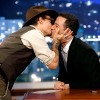 Hihetetlen! Johnny Depp megcsókolta Jimmy Kimmelt