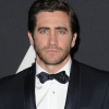 Jake Gyllenhaal nem meri eljegyezni a barátnőjét