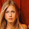 Jennifer Aniston egy nővel bútorozik össze