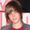 Justin Bieber visszatért az ikonikus Bieber-sérójához