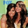 Kibékült Selena Gomez és Demi Lovato