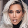 Kim Kardashian annyit stresszel, hogy csomókban hullik a haja