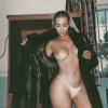 Kim Kardashian minden határt átlépett, már az Instagramon meztelenkedik
