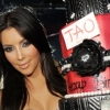 Kim Kardashian újabb parfümöt ad ki