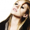 Klippremier: Avril Lavigne - Hello Kitty