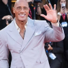 Kopaszon árul sampont Dwayne Johnson? 
