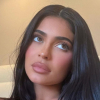 Kylie Jenner tisztázza, hogyan kell kiejteni a fia nevét