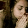 Lady Gaga imádkozik a brazil áldozatokért
