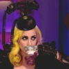 Lady Gaga tea partival ünnepelt