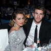 Liam Hemsworth megcáfolta a pletykákat: nem járnak jegyben Miley Cyrusszal