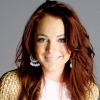 Lindsay Lohan elrejtőzik a világ elől