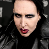 Marilyn Mansont kidobta a kiadója: reagált az őt ért vádakra