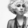 Megérkezett Lady Gaga parfümje