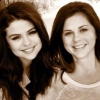 Megszületett Selena Gomez kistestvére 