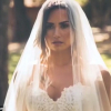 Megtörtént a menyasszonyok rémálma Demi Lovatóval – klippremier!
