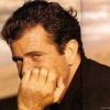 Mel Gibson nekiment egy hegynek! 