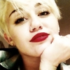 Miley Cyrus megcsalta vőlegényét