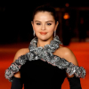 Nem zavarják a rajongói kommentek: Selena Gomez újabb szerelmes fotót posztolt 