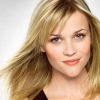 Reese Witherspoon óriási pocakkal mutatkozik