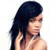 Rihanna szerződést kötött a MAC-el