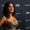 Salma Hayek bevállalta az ősz hajszálakat