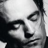 Sármos képek készültek Robert Pattinsonról