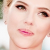 Scarlett Johansson kislánynak adott életet