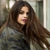 Gigadekoltázzsal sokkol új klipjében Selena Gomez