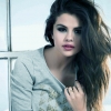 Selena Gomez jobbnak tartja a One Direction új korongját Justin Bieberével szemben