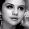 Selena Gomez könnyekben tört ki legutóbbi koncertjén