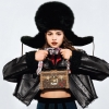 Selena Gomez lett a Louis Vuitton reklámarca