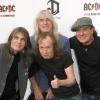 Szétesik az AC/DC: Cliff Williams is visszavonul