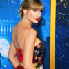 Taylor Swift vörösben gálázott a Macskák premierjén