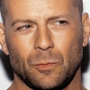 Tűzriadót okozott Bruce Willis