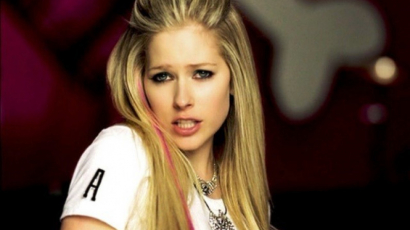 14 éves lett Avril Lavigne – Girlfriend felvétele