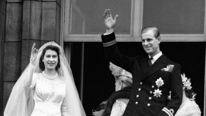 5 érdekesség a néhai Erzsébet királynő menyasszonyi ruhájáról