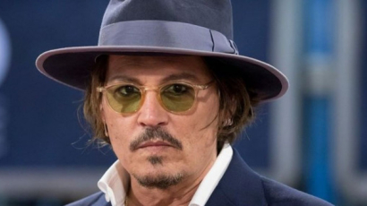 A csillogó fogsor csak a kezdet volt - teljesen új külsőt akar Johhny Depp