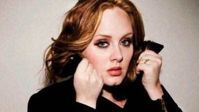 Adele: „Ha meglátom apámat, arcon köpöm!”