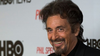 Al Pacino színpadra lép