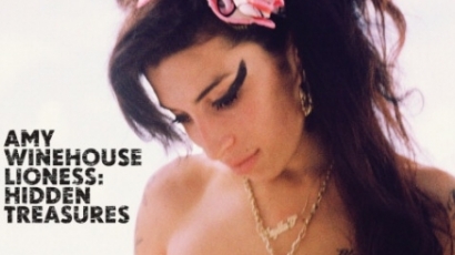 Amy Winehouse vezeti az angol eladási listákat