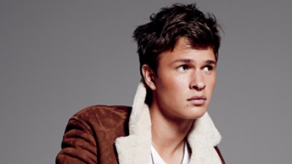 Ansel Elgort imádja Augustus Waterst