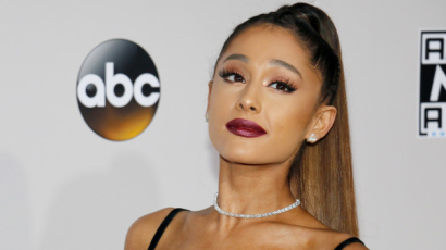 Ariana Grande megcsalással vádolja az exét? 